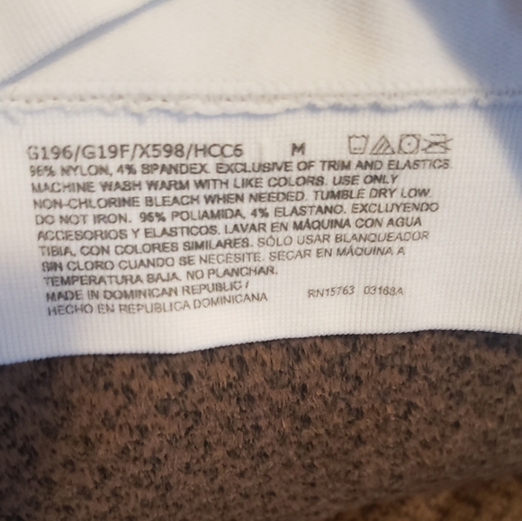 Victoria's Secret sports bra (S)  Hanes white sports bra (M) - Picture 5 of 14